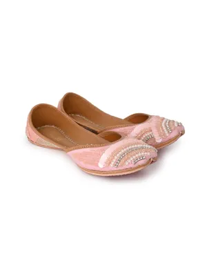 Hand embroidered pink jutti